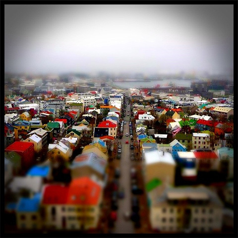 Magic Hour for iPhone by Kiwiple - Tilt shift